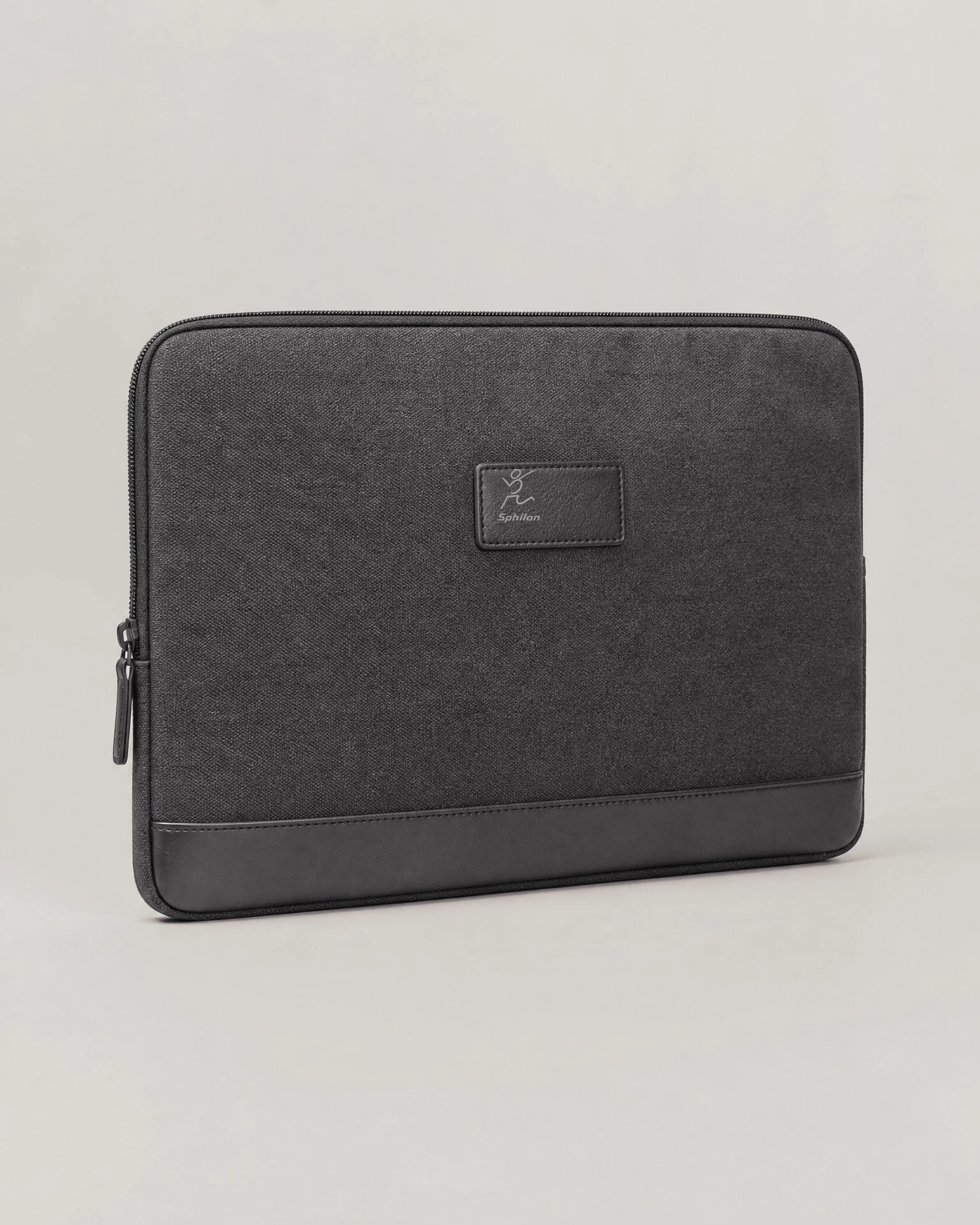 Laptop Sleeve — Felt, quilted textile or recycled polyester